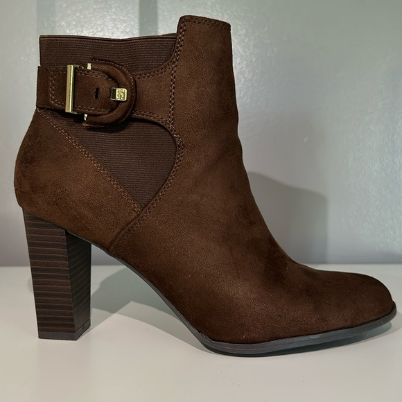 Liz Claiborne Shoes - Liz Claiborne brown shade booties, 3.5 inch heel, Women’s size 10B